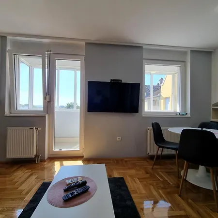 Likehome Life - Stevana Sremca Nowy Sad