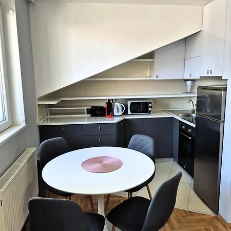 Apartmán Likehome Life - Stevana Sremca