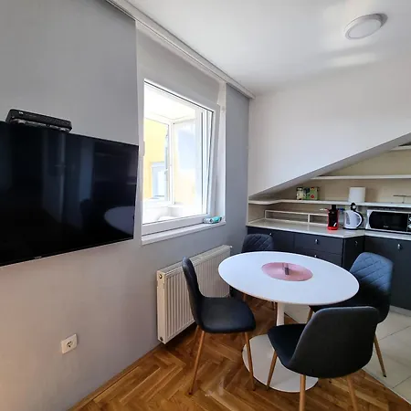 Apartmán Likehome Life - Stevana Sremca *
