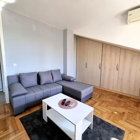 Likehome Life - Stevana Sremca Novi Sad