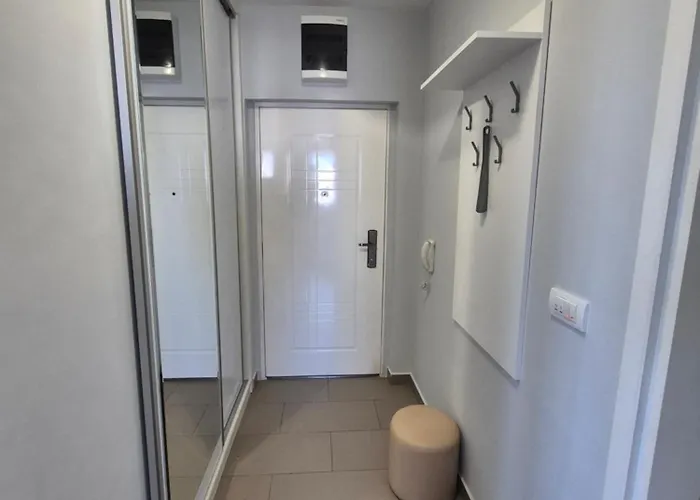 Likehome Life - Stevana Sremca شقة *