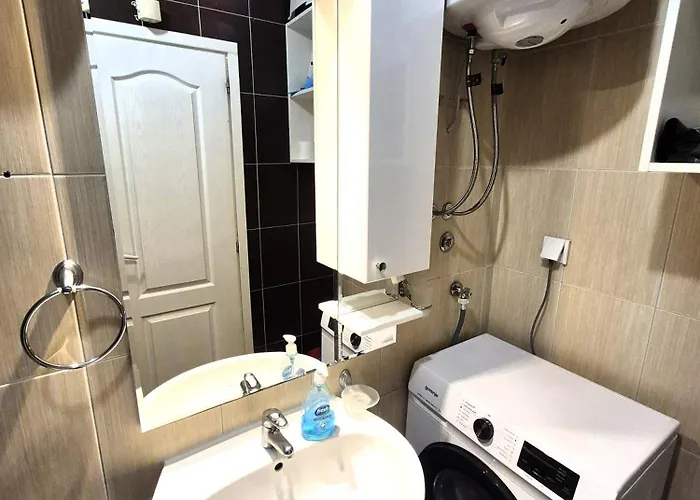 Likehome Life - Stevana Sremca شقة